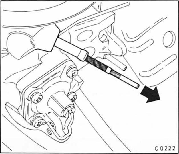 Opel Omega Reparaturanleitung. Kraftstoffilter aus- und einbauen