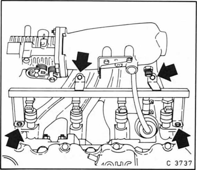 Opel Omega Reparaturanleitung. Einspritzventile prüfen/aus- und einbauen 
