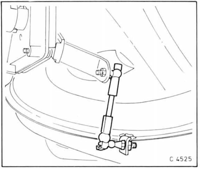 Opel Omega Reparaturanleitung. Schraubenfeder hinten aus- und einbauen 