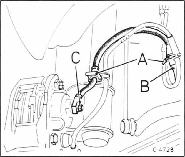 Opel Omega Reparaturanleitung. Bremsanlage entlüften 