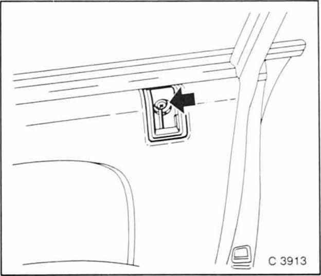 Opel Omega Reparaturanleitung. Türverkleidung aus- und einbauen 