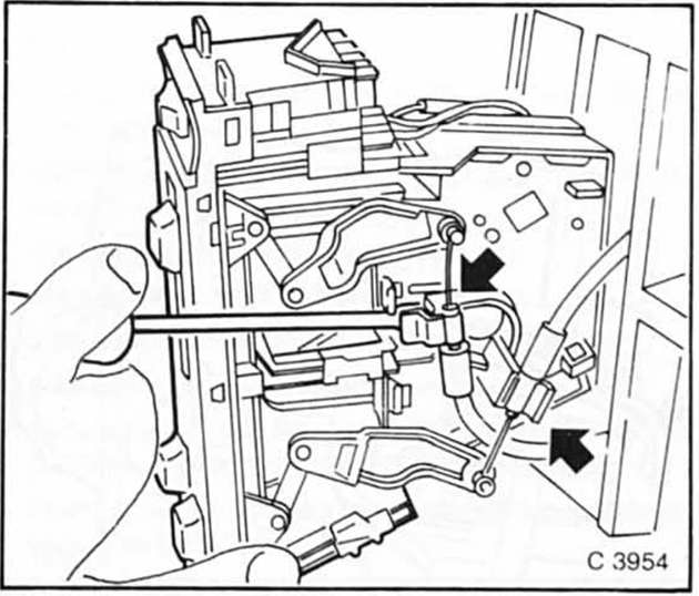 Opel Omega Reparaturanleitung. Heizungsbetätigung/heizungszüge aus- und einbauen 