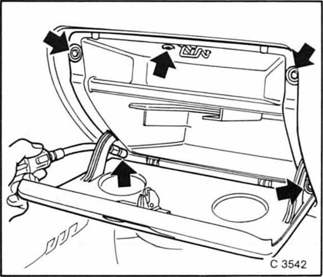 Opel Omega Reparaturanleitung. Nebelscheinwerfer nachträglich einbauen