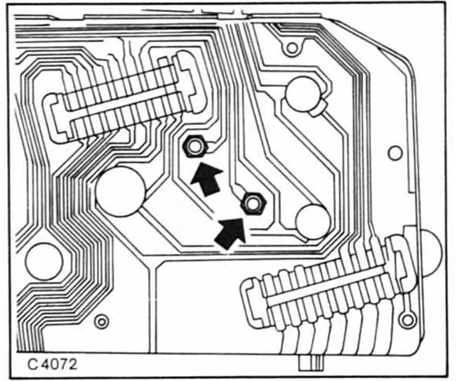 Opel Omega Reparaturanleitung. Fernthermometer beim zeigerinstrument ohne drehzahlmesser