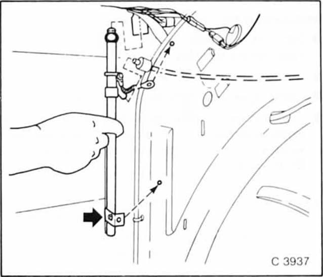 Opel Omega Reparaturanleitung. Antenne einbauen