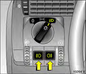 Opel Omega. Nebelscheinwerfer